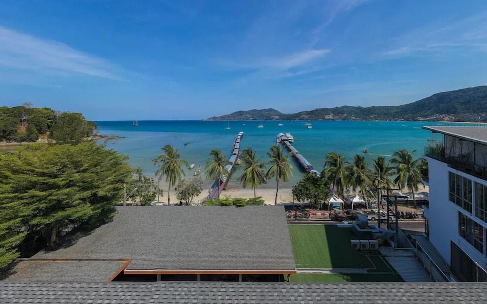 Liv Hotel Phuket Patong Beachfront Dış mekan fotoğraf