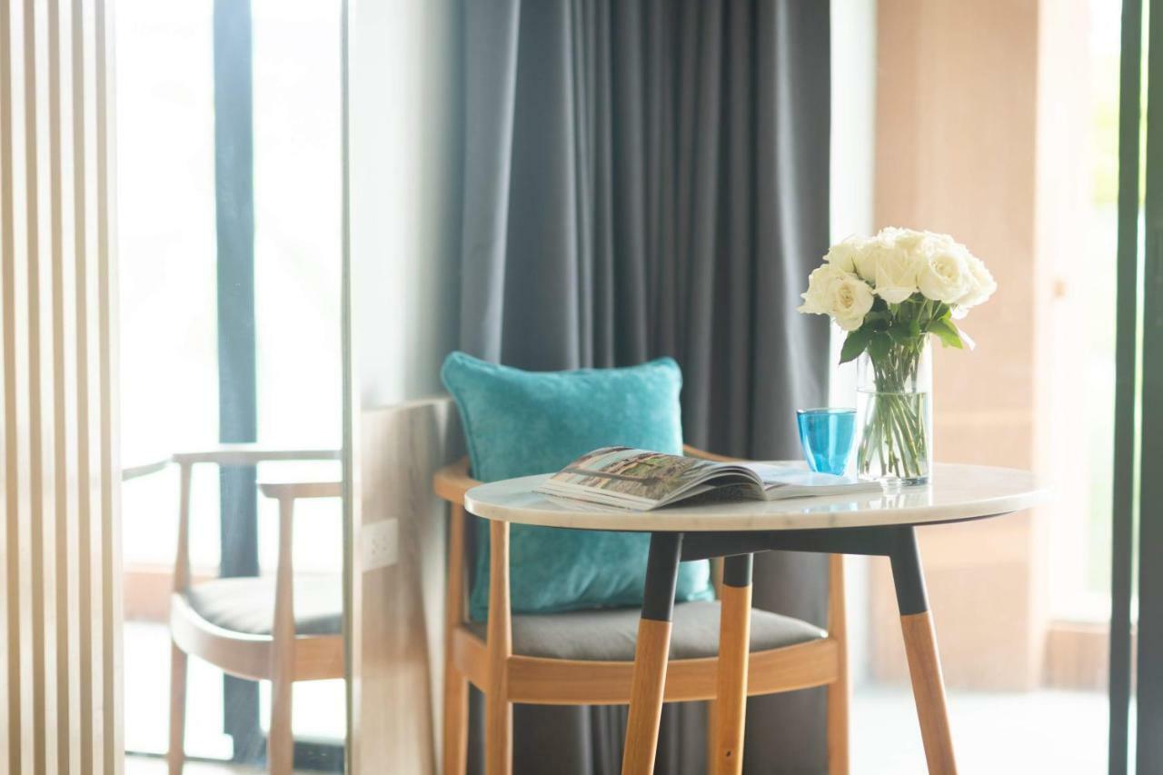 Liv Hotel Phuket Patong Beachfront Dış mekan fotoğraf