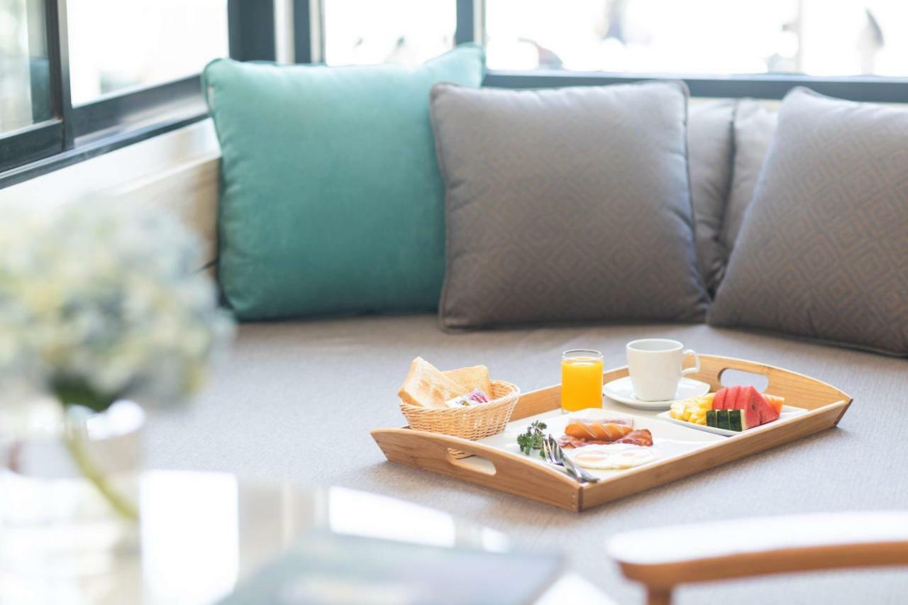 Liv Hotel Phuket Patong Beachfront Dış mekan fotoğraf