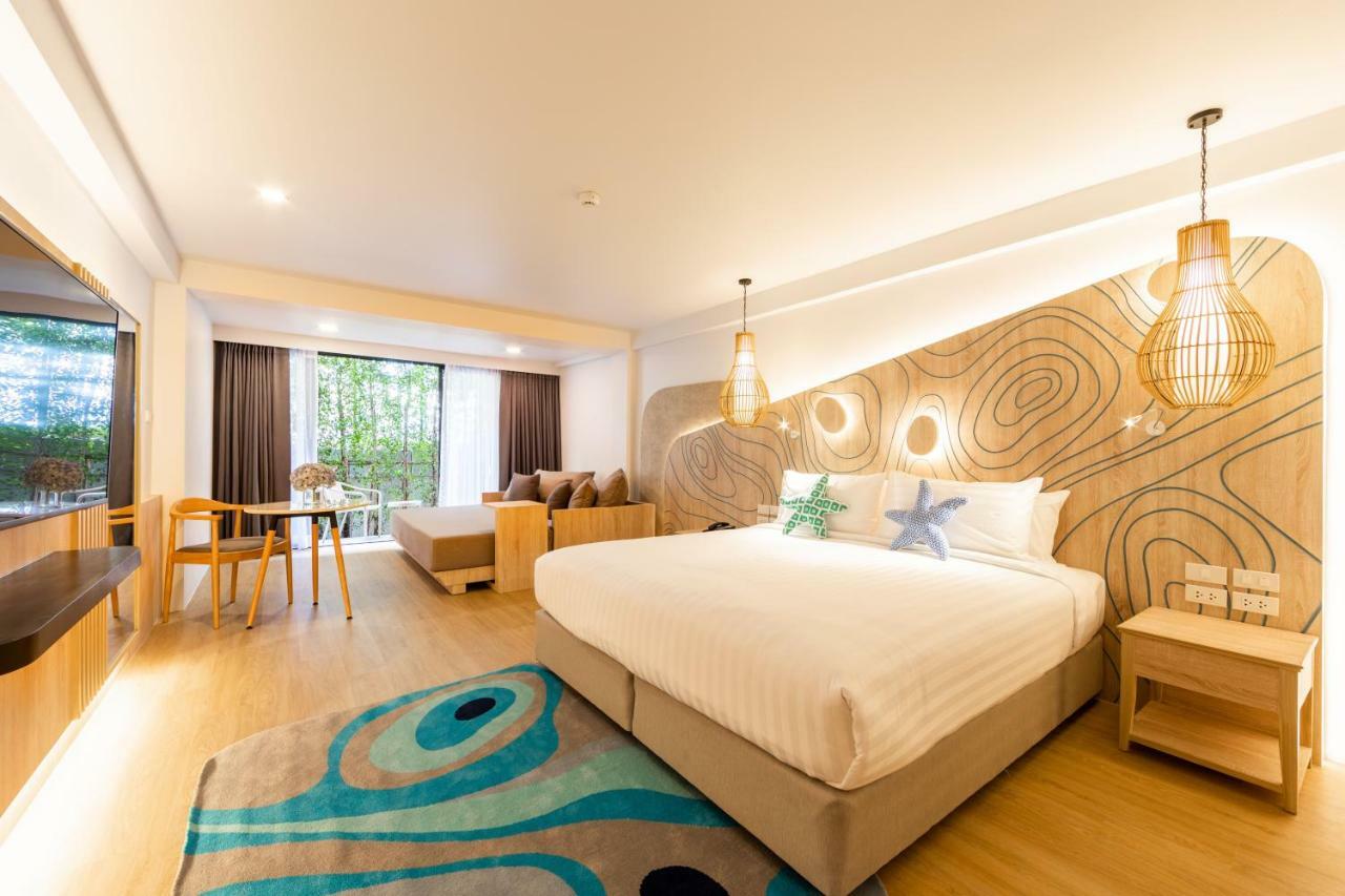Liv Hotel Phuket Patong Beachfront Dış mekan fotoğraf